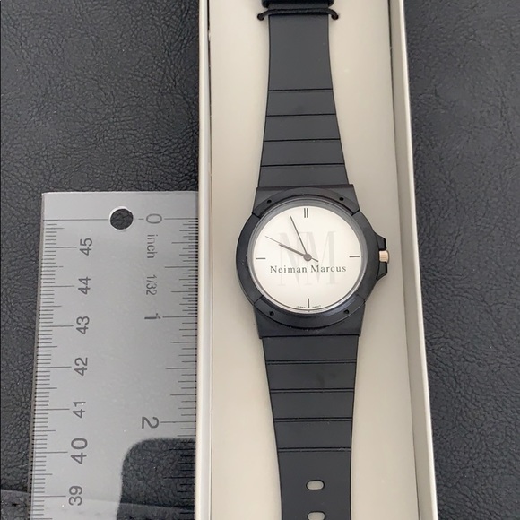 Authentic Neiman Marcus watch - Picture 5 of 5